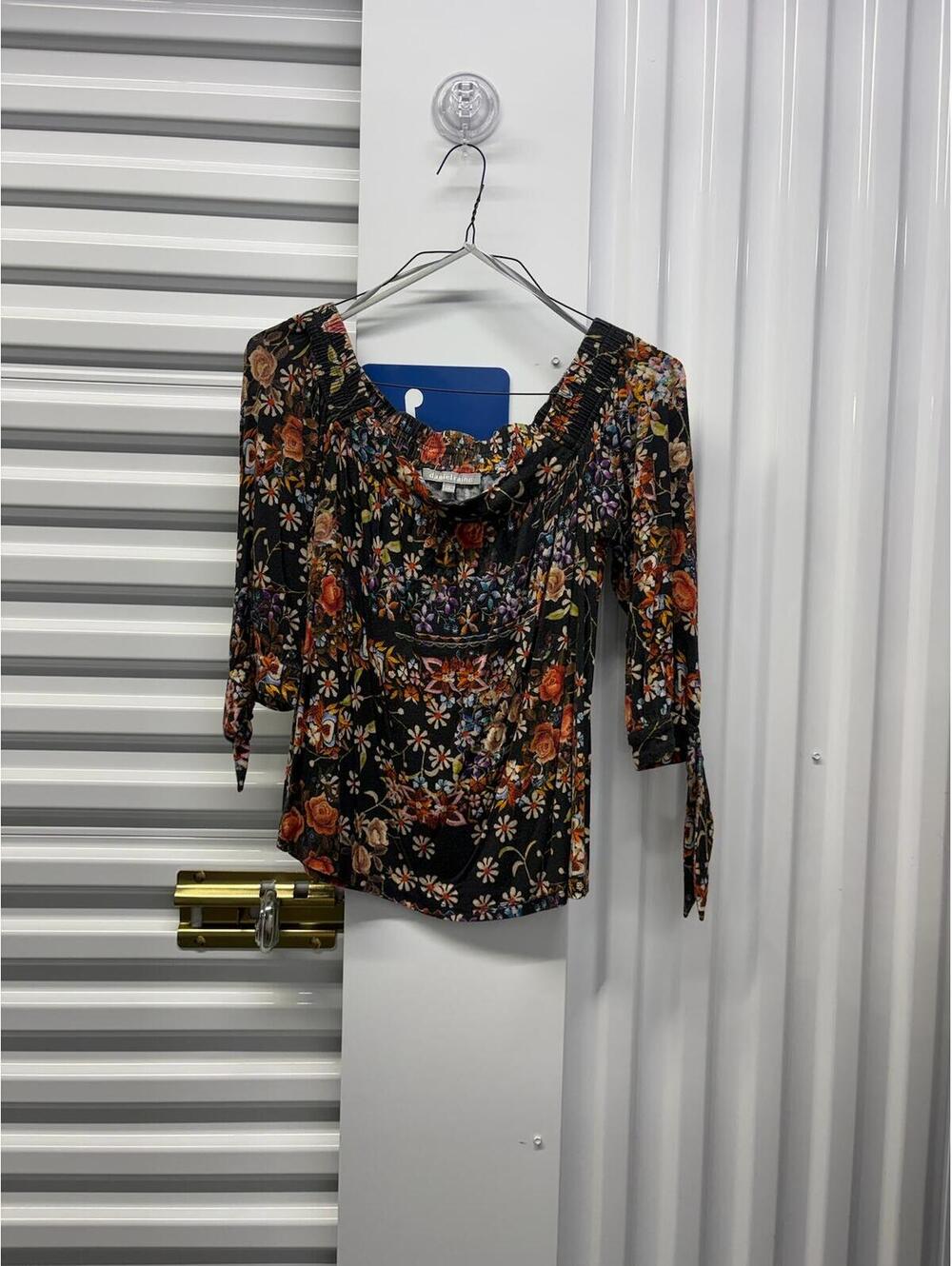 Daniel Rainn Women’s Medium Daniel Rainn Floral Off Shoulder Blouse Black Rayon